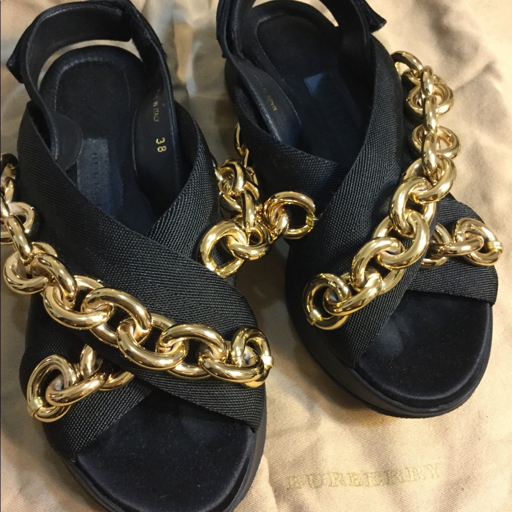 Burberry chain sandals